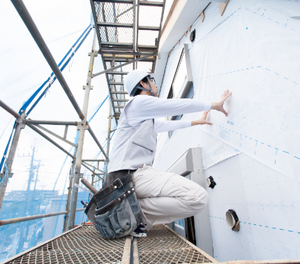 施工中　職人　写真